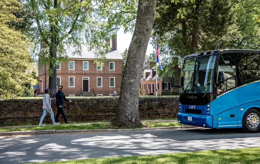 Bus Historic Kenmore in Virginia