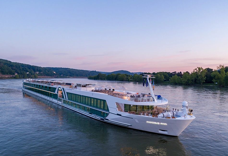 Amadeus River Cruises Targets the Group Market