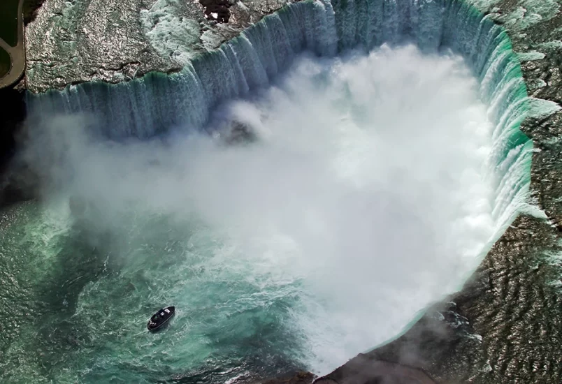 Niagara Falls Maid of Mist-3