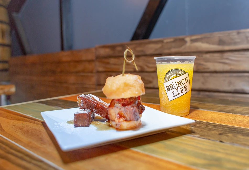 STE - Ordinary Pub - Pork Belly Donut Slider