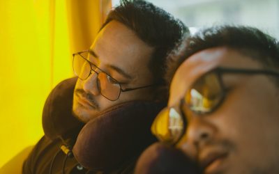 9 Must-Have Gadgets for Long-Haul Flights