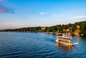 Lake Geneva Cruise line