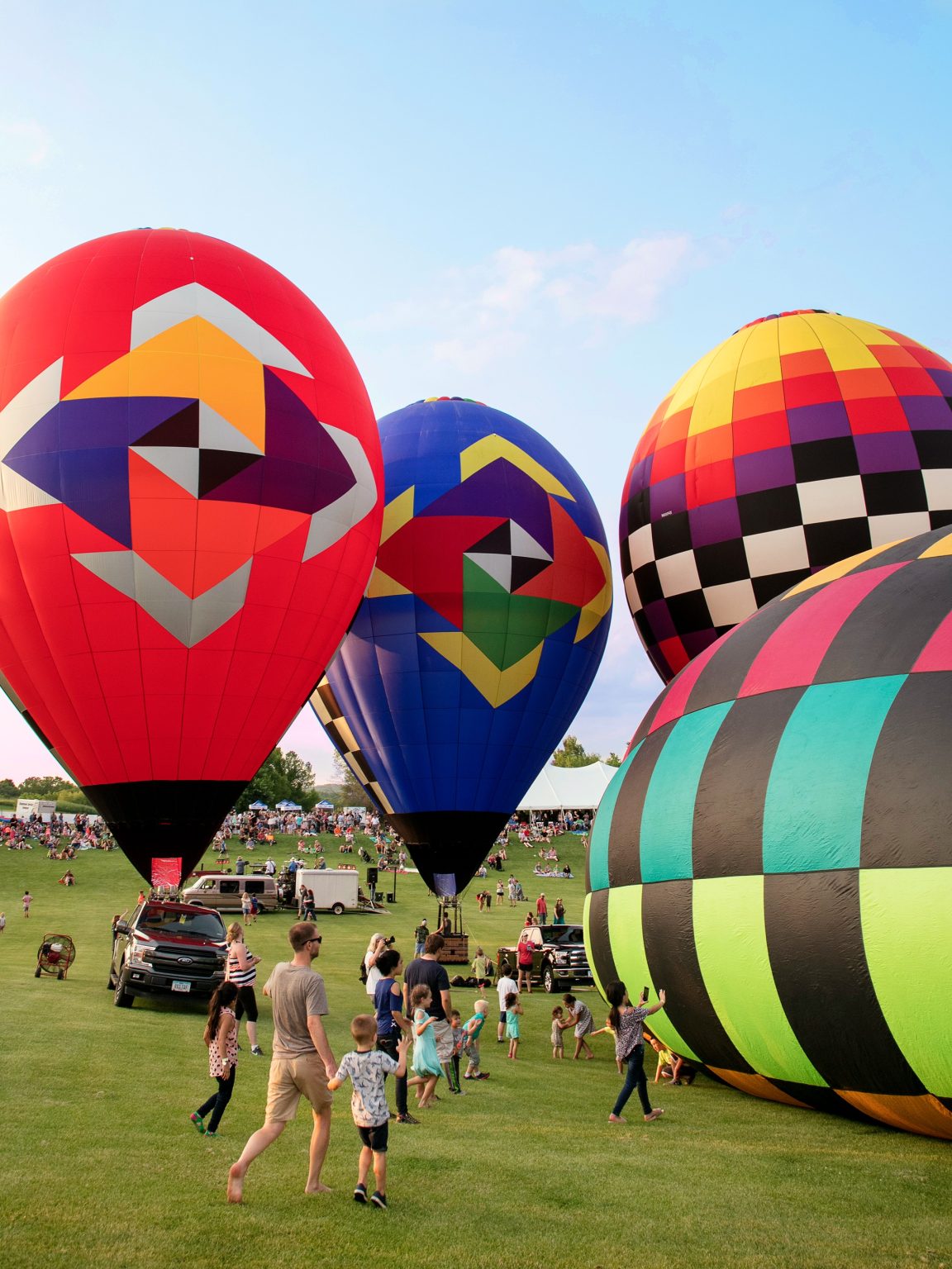 Illinois Live and Local: A Year of Festivals, Performances, and ...