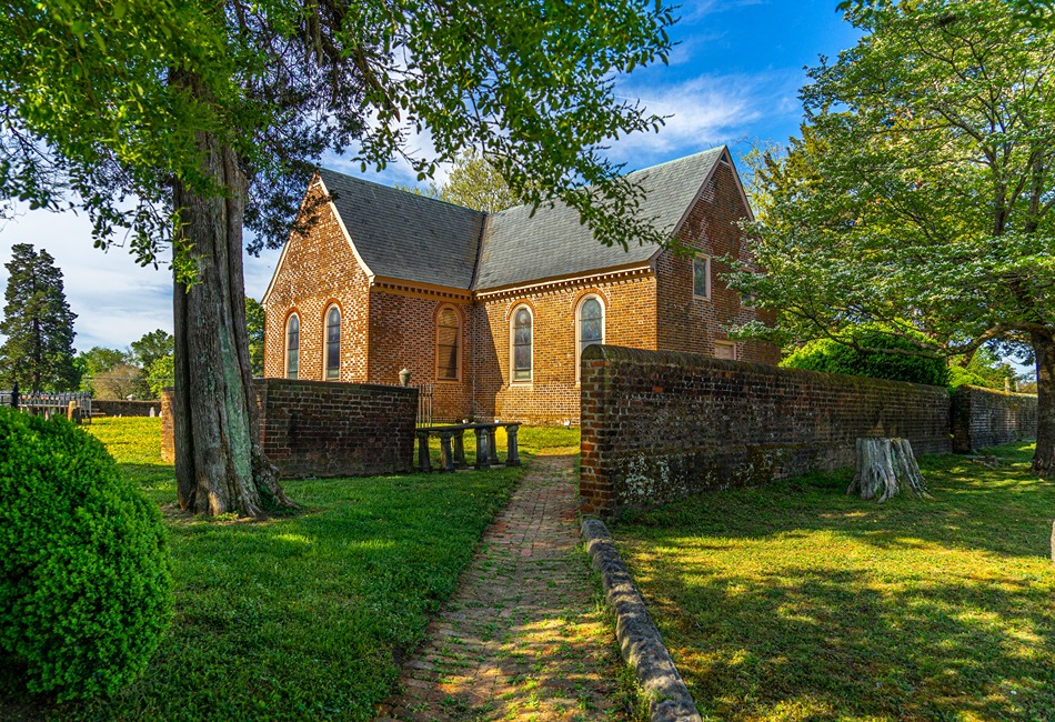 Blandford Church Museum and Cemetery