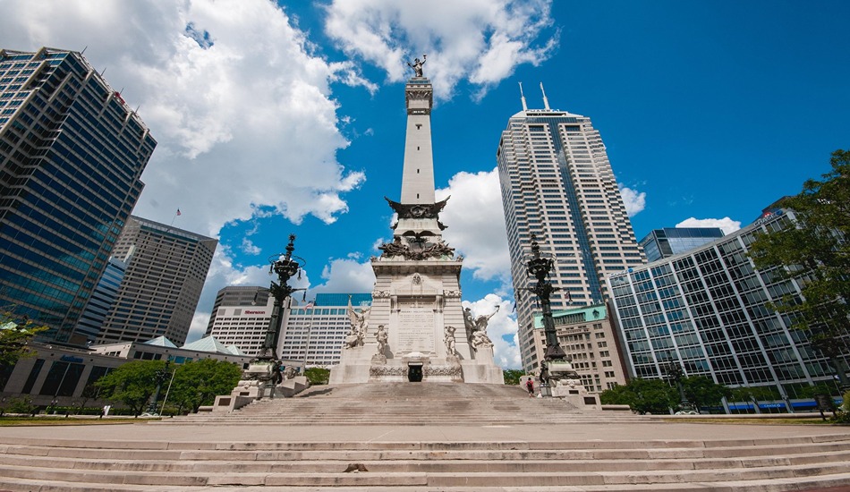 Soldiers and Sailors Monument in Monument Circle, the center of downtown Indianapolis. (Photo credit: Visit Indy)