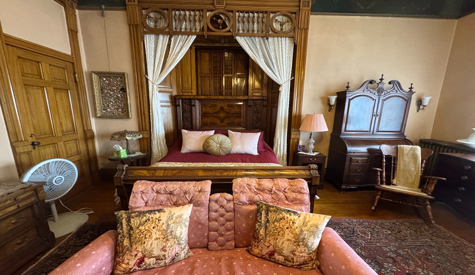 In the Master Suite at Copper King Mansion, guests can sleep in the bedroom of copper magnate W.A. Clark, one of the richest men in the world in his day. (Randy Mink Photo)