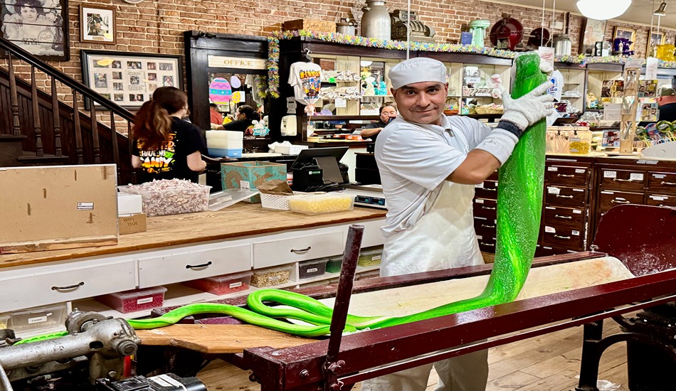 Taffy-making demonstration at La King’s Confectionery