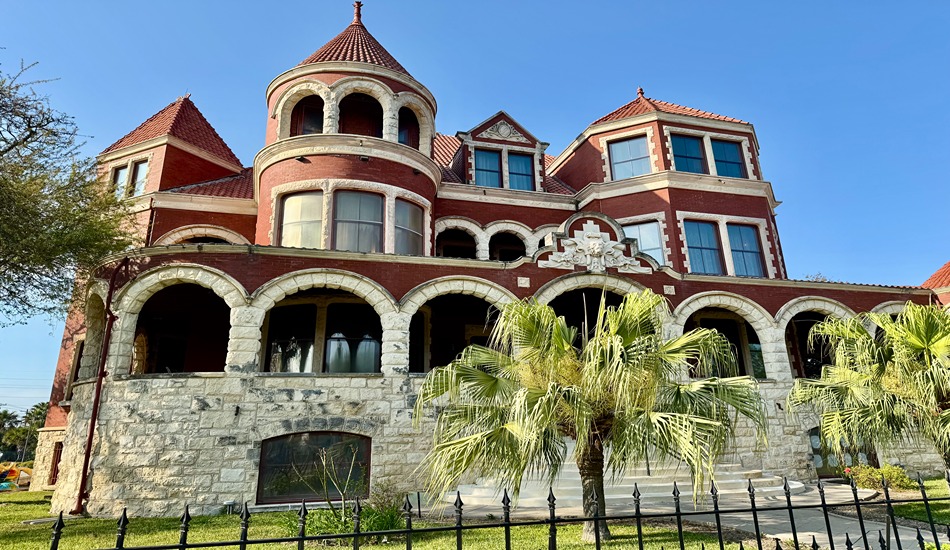 Moody Mansion