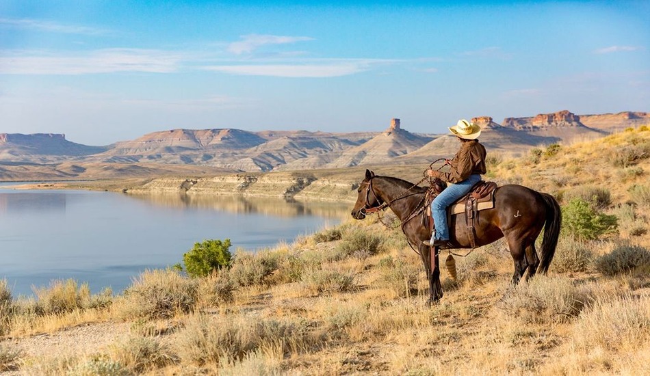 Wide-open spaces carpeted in sagebrush define Sweetwater County, Wyoming. (Photo credit: Sweetwater County Tourism)