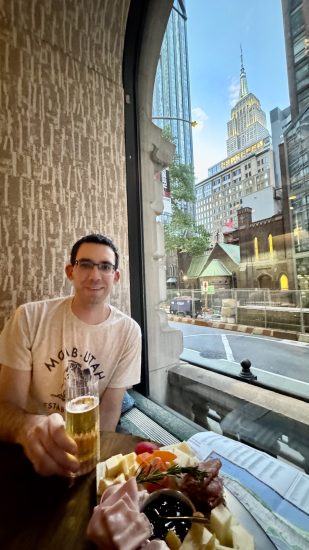 Window seats in the lobby lounge afford views of the Empire State Building and a church across the street.