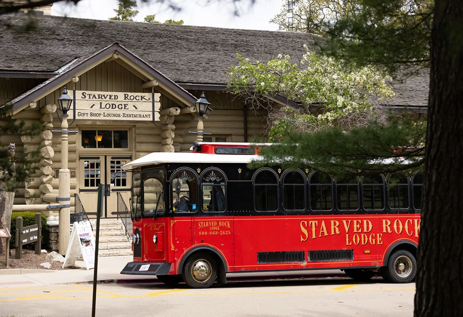 StarvedRockLodgeTrolley