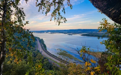 The Great River Road Experience in Minnesota