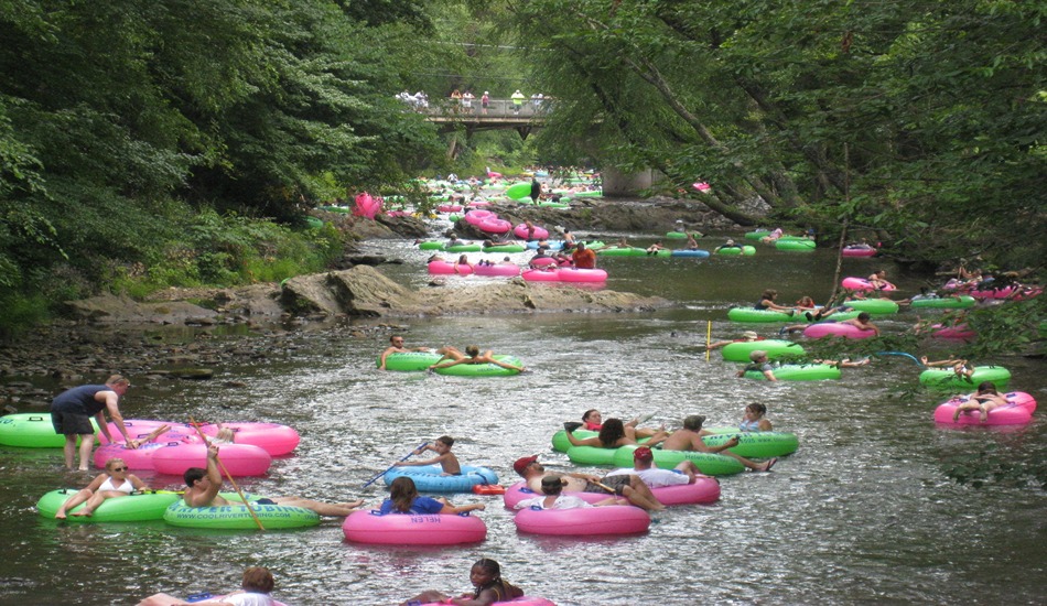 Tubing on the Chattahoochee. (Photo credit: Alpine Helen/White County CVB)