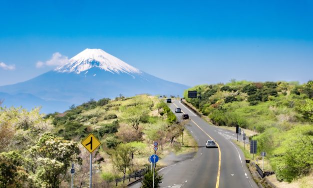 Essential Tokyo & Kyoto: The Fuji Coastline Route